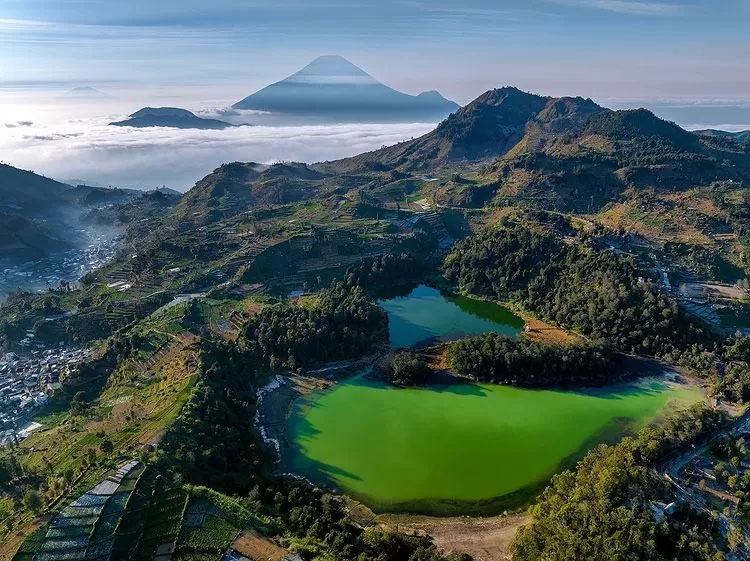 Telaga Warna